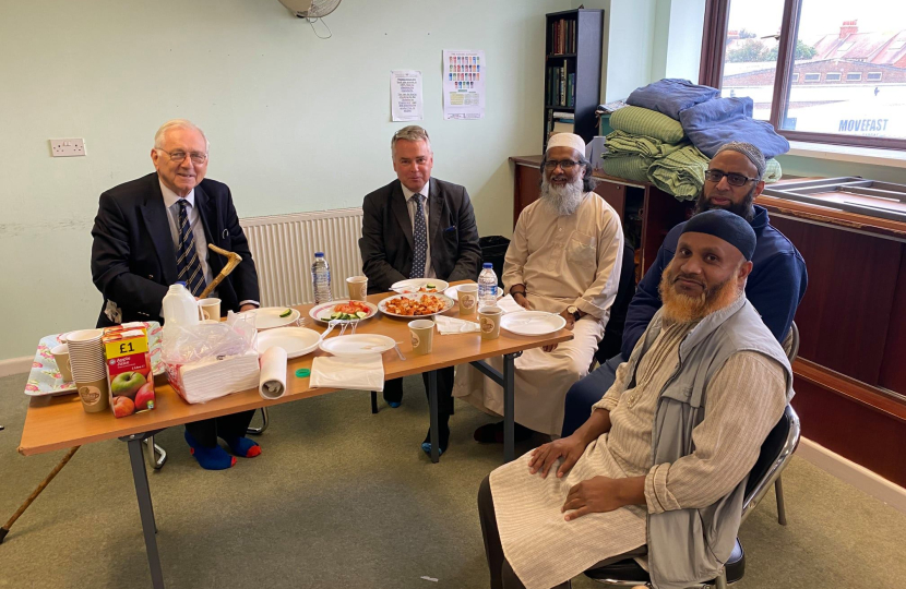 Sir Peter visiting Worthing Mosque with Tim Loughton MP