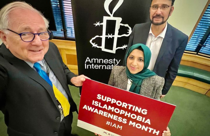 Sir Peter meeting campaigners to discuss rising Islamophobia