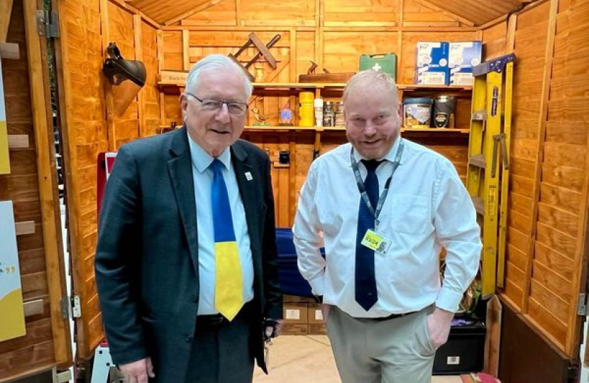 Sir Peter meeting with the UK Men's Sheds Association