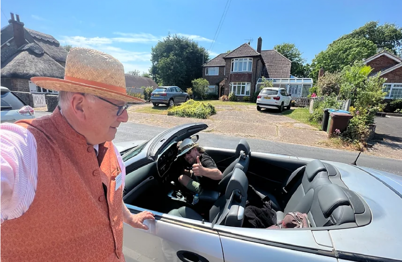 Sir Peter Bottomley meeting a member of his constituency