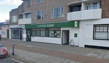 Lloyds Bank, Goring