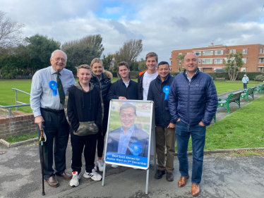 Sir Peter campaigning with Andrew Griffith and local young Conservatives