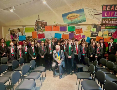 Sir Peter meeting students in Parliament